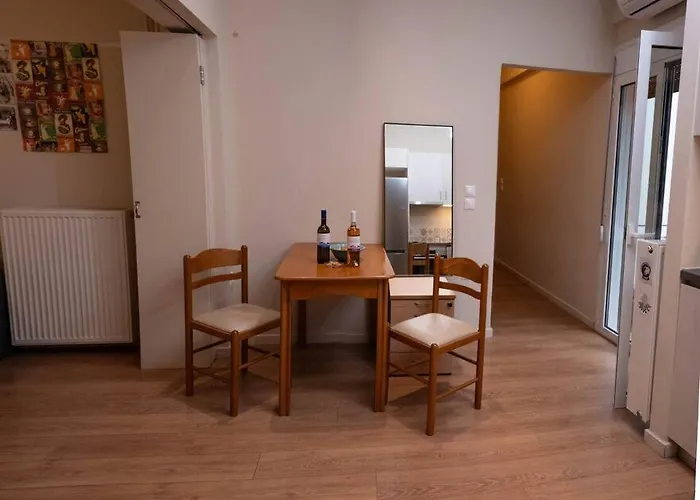 Artistic Central Apartment