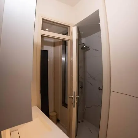 Artistic Central Apartment Athens Exterior photo